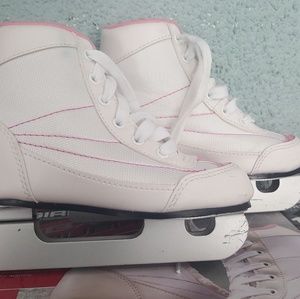Girls Ice Skates